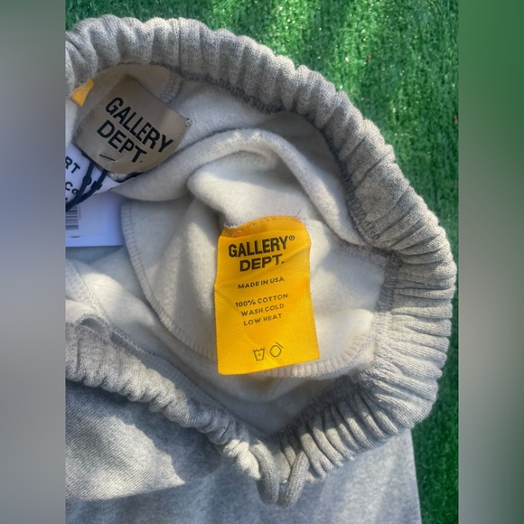 Gallery Dept Sweatpants - Picture 6 of 6